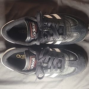 Adidas Kids Samba Soccer shoes
